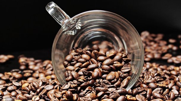 Медики рассказали, почему нельзя пить кофе по утрам