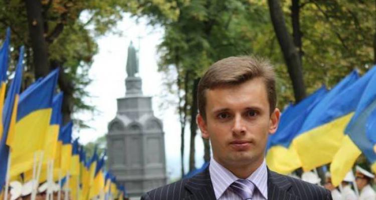 Политолог: зачем украинская власть скрывает подробности аннексии Крыма?