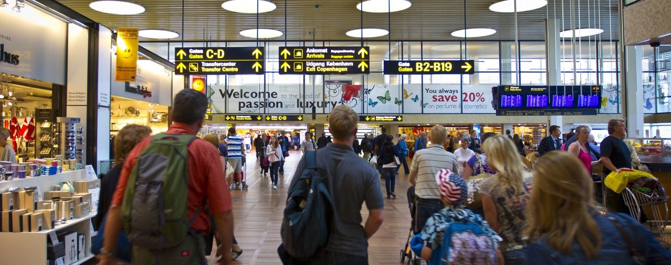 Швецкий аэропорт срочно эвакуировали из-за подозрения о минировании