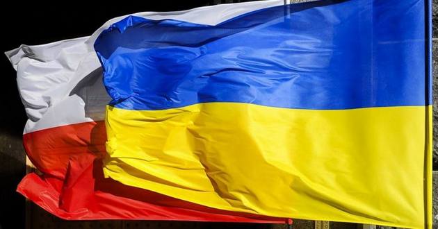 Претензии Польши к Украине: Порошенко придумал неожиданный ответ