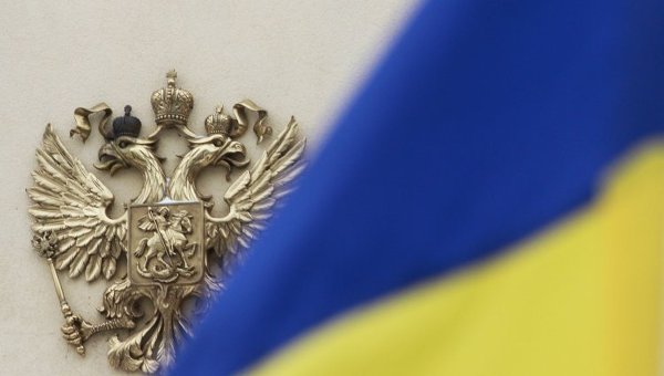 Разрыв дипотношений с РФ внесен в проект закона о Донбассе: стало известно о реакции Порошенко 