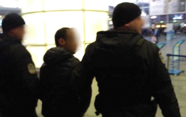 В киевском аэропорту задержали торговца людьми