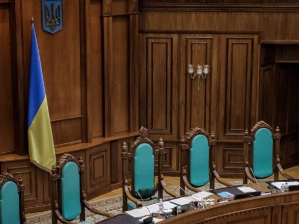 Стало известно, кого выбрали на место судьи в составе КСУ квотой съезда судей Украины