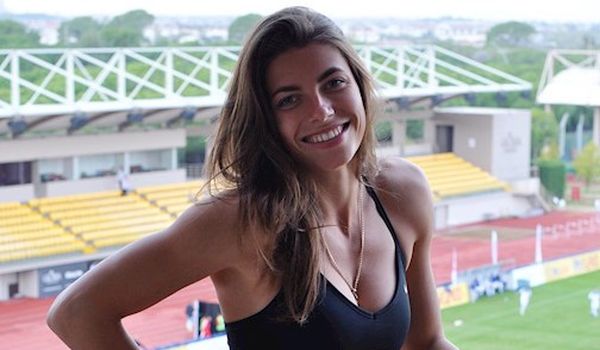Красивейшая легкоатлетка Украины вызвала фурор фантастической внешностью