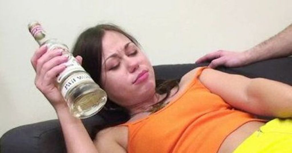 В России школьники сняли на видео свой секс по пьяни и выложили в сеть