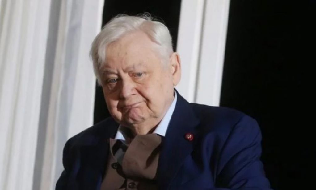 Все оказалось намного хуже: врачи раскрыли страшную правду о болезни Табакова