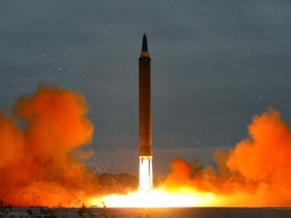 Минобороны США заявили о запуске КНДР межконтинентальной ракеты