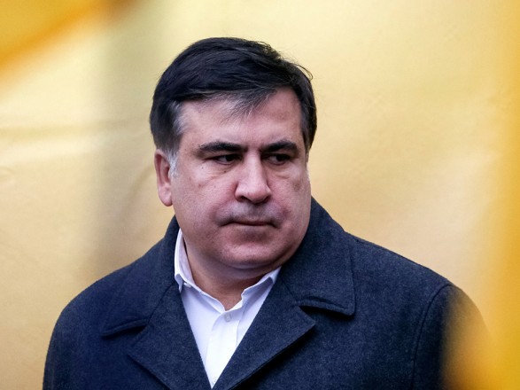 Сакварелидзе: Неизвестные ломают двери в доме Саакашвили 