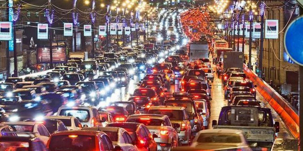Комментарии от водителей, которым не страшны пробки. ФОТО