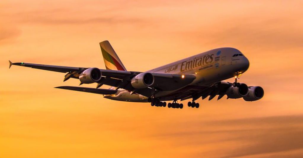 Посадка A380 из кабины пилотов: пилот British Airways снял удивительное видео