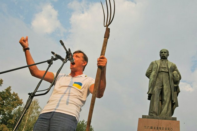 Радикальная жизнь: украинцам показали заграничные богатства Ляшко