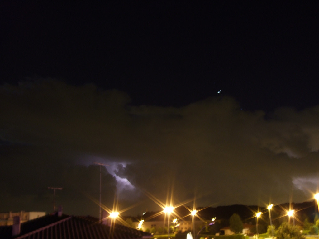 Уфологи зафиксировали 12 НЛО в небе над Бразилией
