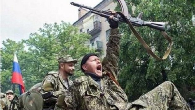 Агент «Бомж»: в сети высмеяли показанного боевиками ЛНР украинского «разведчика». ВИДЕО