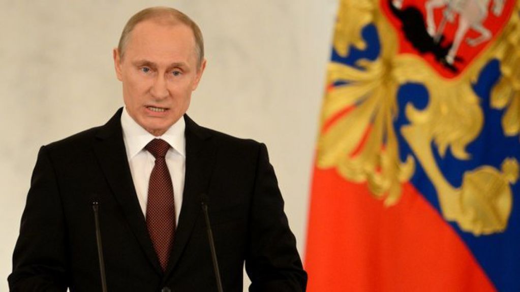 Путин с биографией Ломоносова опозорился перед студентами