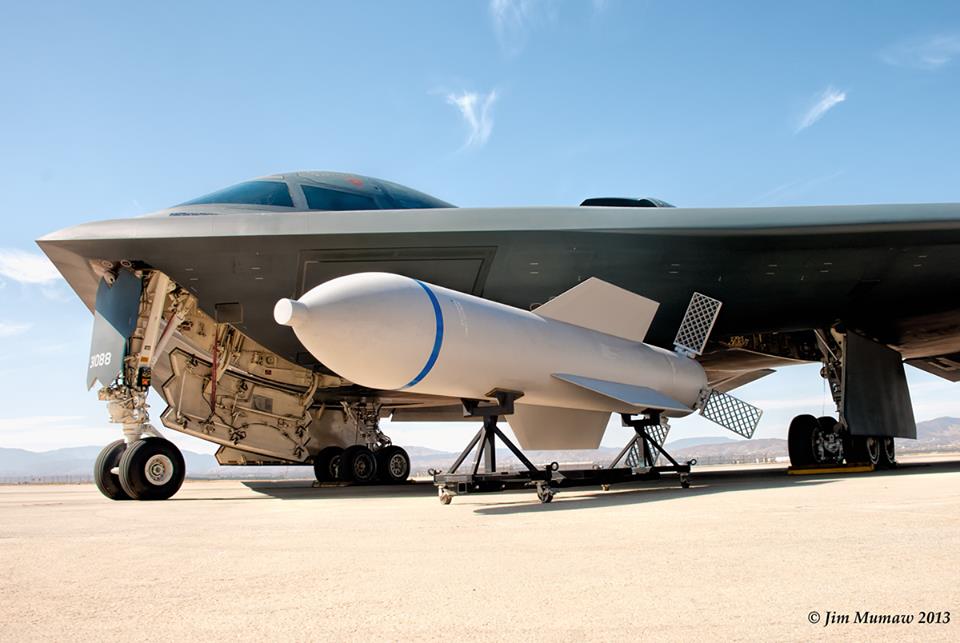 Привет Ким Чен Ыну: США показали свою самую мощную неядерную авиабомбу