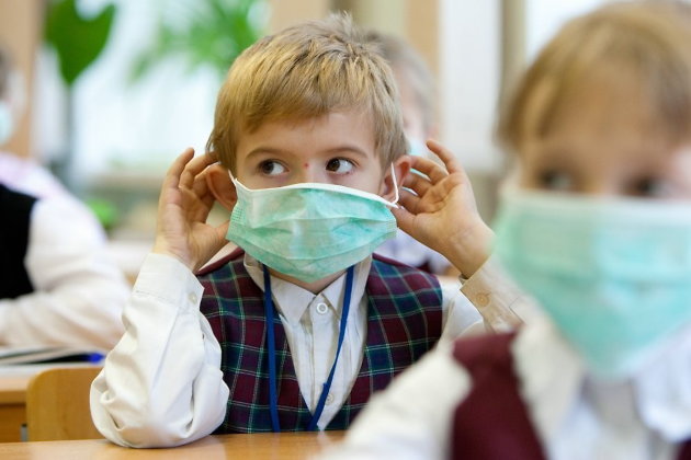 Испытание гриппом: руководство киевских школ пошло на радикальные методы 