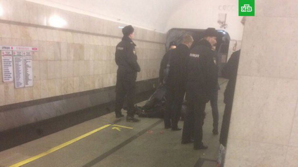 Смертельное ЧП в метро: поезд снес голову пассажирке