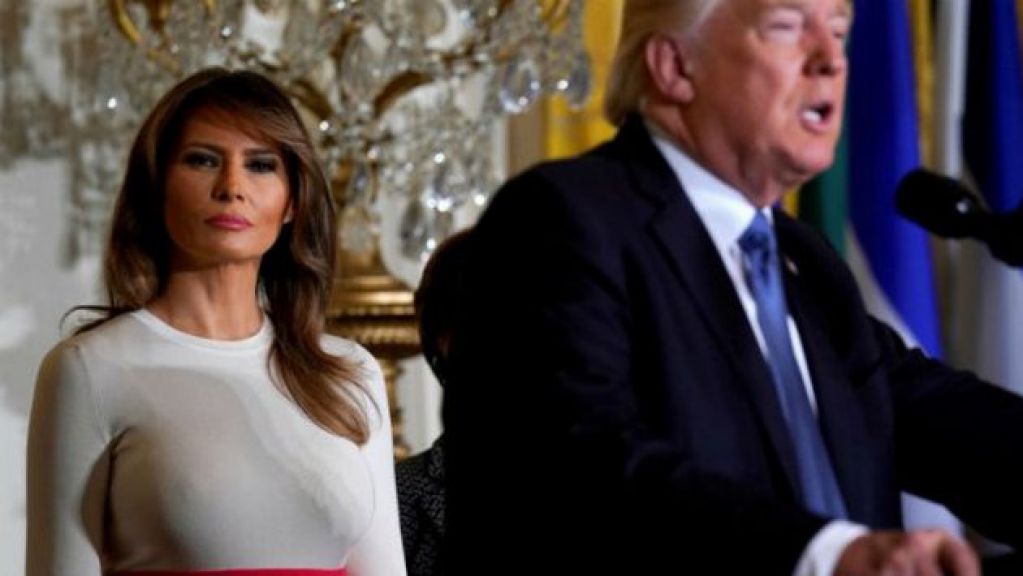 У Трампа появилась еще одна проблема: Мелания  отказывается от роли послушной первой леди