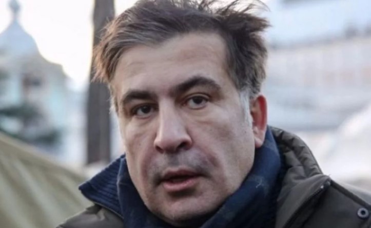 Тянули за волосы на полу: появились кадры издевательства силовиков над Саакашвили