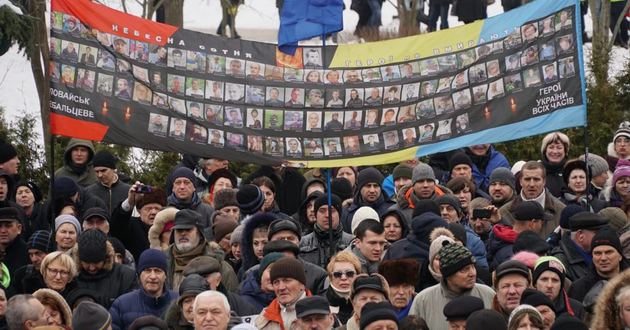 Закрытое метро и отсутствие Саакашвили: как в центре Киева требовали импичмента Порошенко