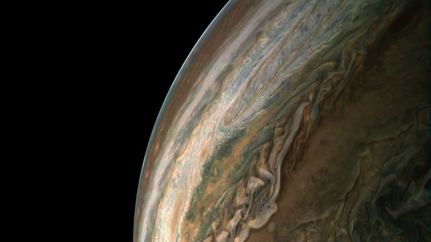 Как выглядят облака на Юпитере: завораживающий снимок NASA