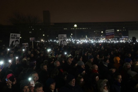 Словакию охватили акции протеста из-за убийства журналиста