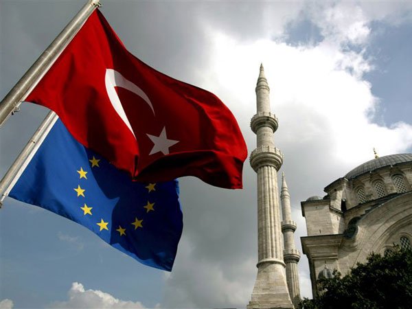 Туск: Саммит ЕС и Турции оказался безрезультатным