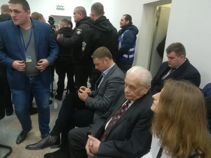 Герой Украины готов взять Савченко на поруки 