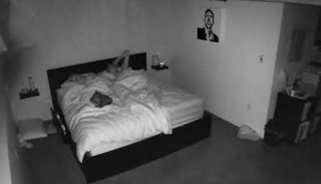 Мужчина снял свое поведение во сне и узнал о себе много нового. ВИДЕО