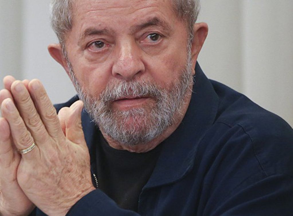 Суд выписал ордер на арест экс-президента страны 
