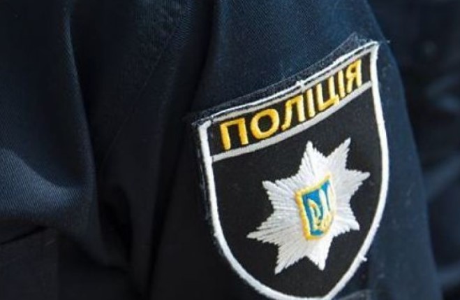 В Винницкой области полицейский выстрелил в коллегу на глазах у полусотни детей