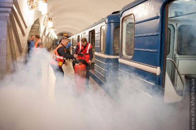 ЧП в метро Киева: людей напугала пожарная сигнализация