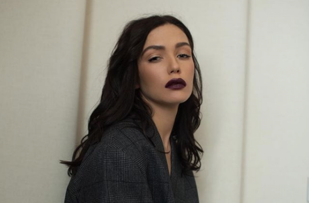 "Все рыдали". Солистка группы Serebro рассказала об аварийной посадке самолета