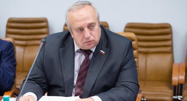 Российский сенатор угрожает украинским националистам расправой