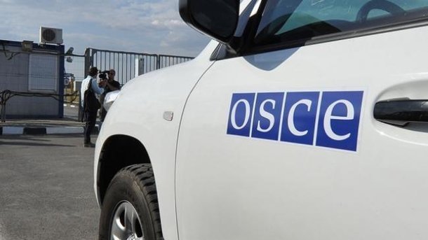 Боевики задержали миссию ОБСЕ под Дебальцево