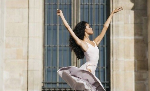 Эта балерина сведет с ума любого: о такой гибкости тела можно только мечтать