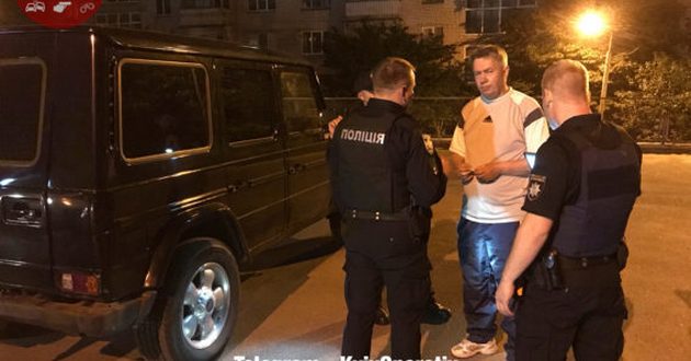 Я не ехал, я пешеход: в Киеве экс-нардепа поймали пьяным за рулем. ФОТО, ВИДЕО