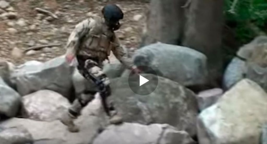 Испытания боевого экзоскелета попали на видео