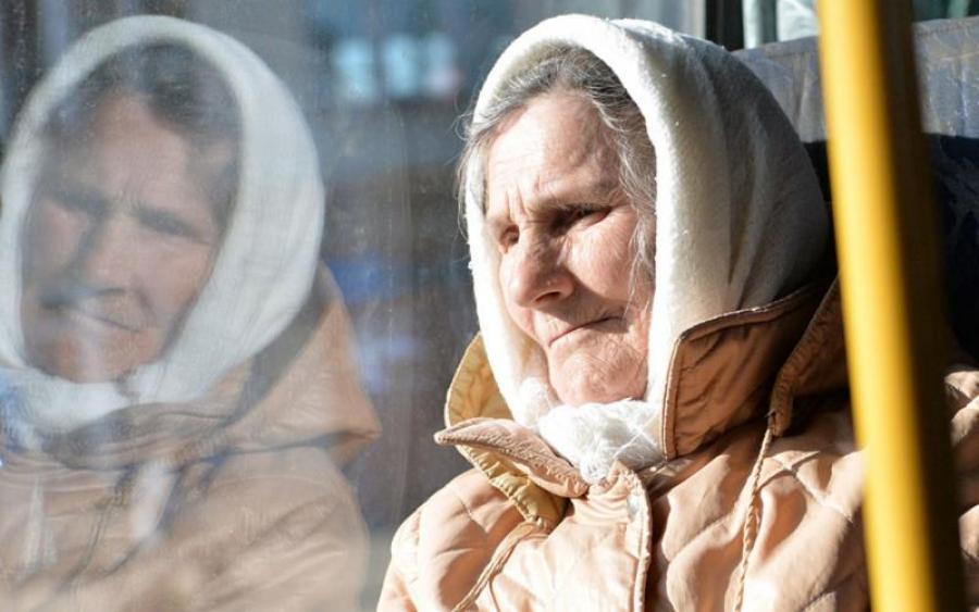 До слез: беспощадную нищету украинских пенсионеров показали одним видео