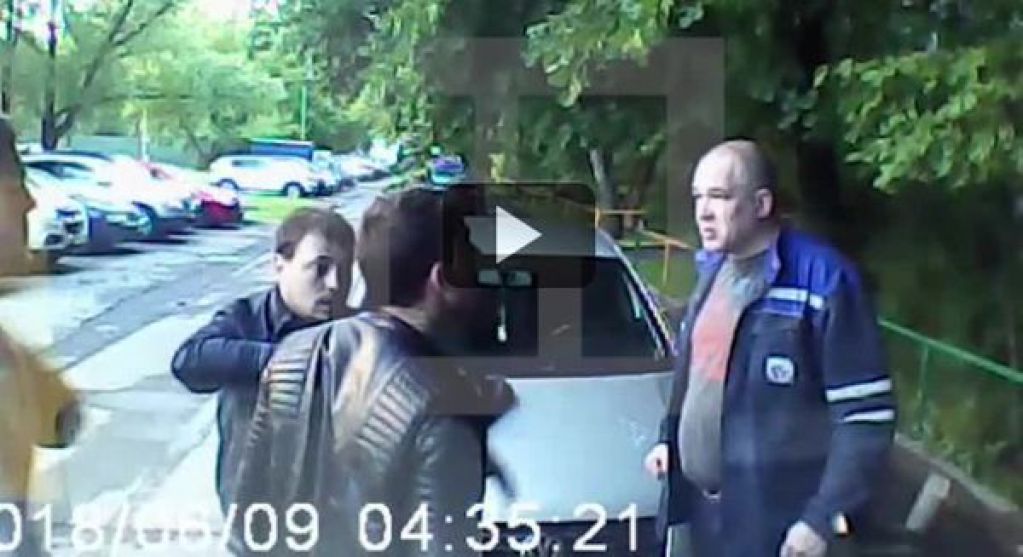В Москве водителя скорой избили после отказа дать таблетку. ВИДЕО