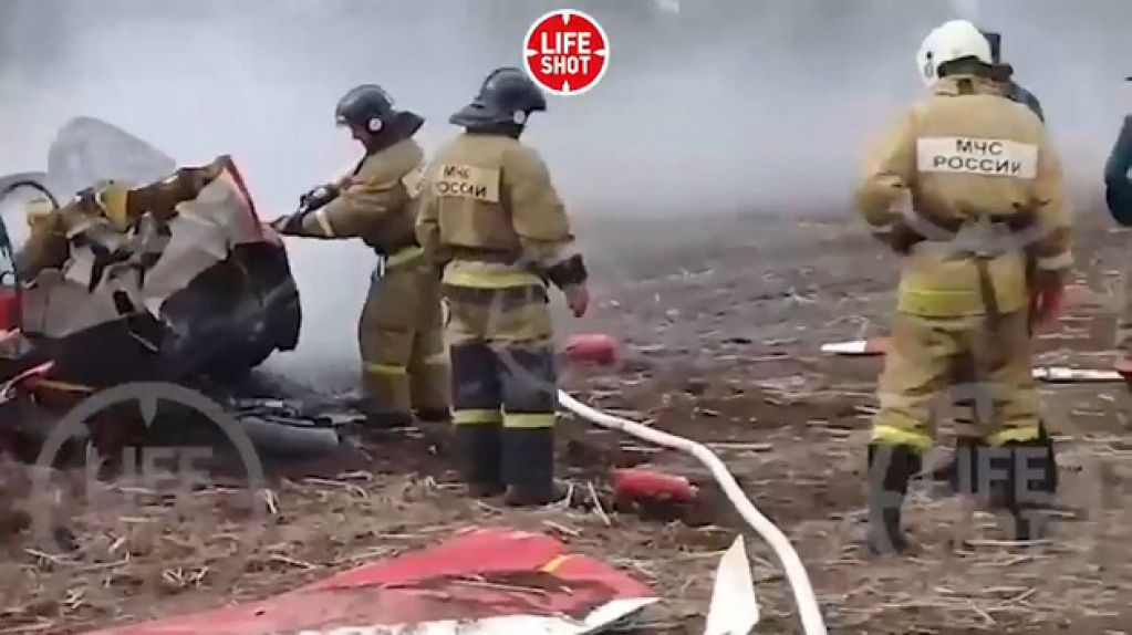 В России разбился самолет: подробности трагедии. ВИДЕО