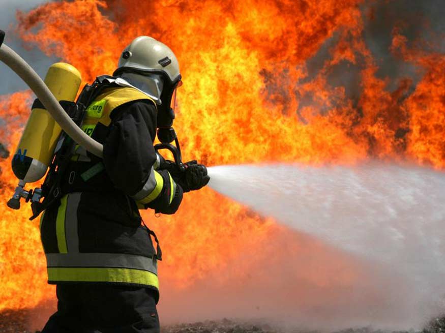 Пожар в Киеве: горит здание центрального автовокзала. ВИДЕО