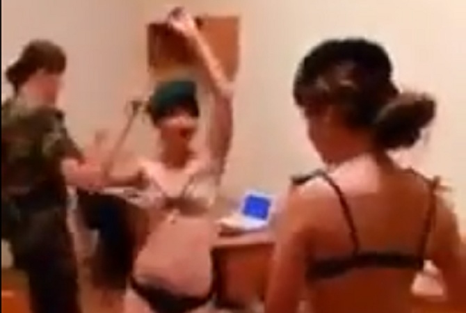 Сеть позабавило видео эротических танцев украинских пограничниц