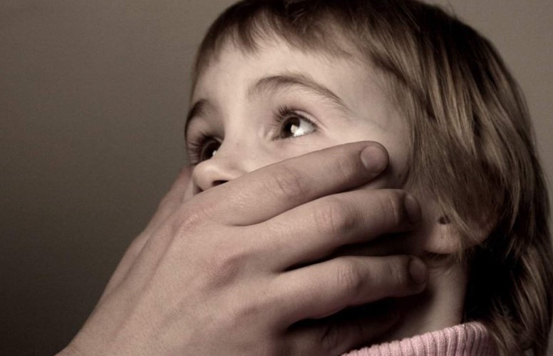 Зверское изнасилование 10-летней: украинцам показали лицо педофила