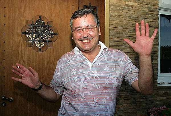 «Спасибо Гриценко!»