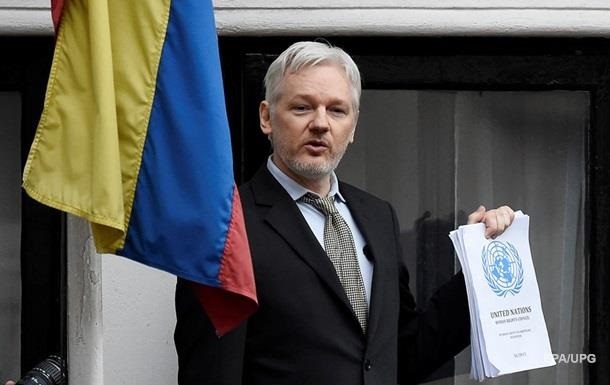 Ассанжа могут выселить из посольства Эквадора в Лондоне