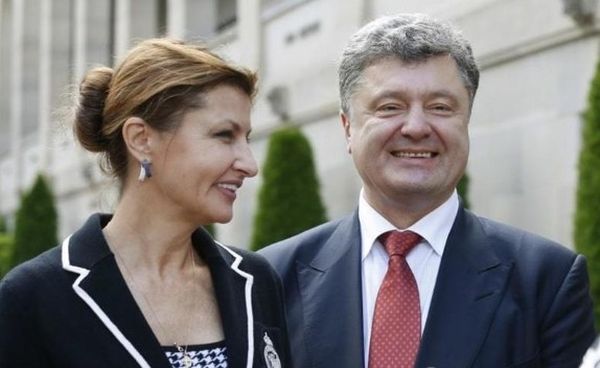 Из-за "неухоженного" президента, украинцы хотят скинуться Марине Порошенко на утюг