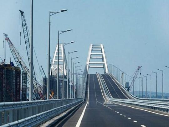 СМИ: Крымский мост заблокировали до 2020 года