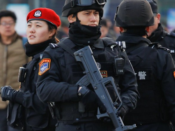 У посольства США в Пекине прогремел взрыв