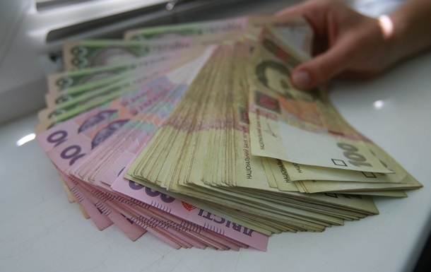 Украинцы всё активнее «накачивают» банки деньгами